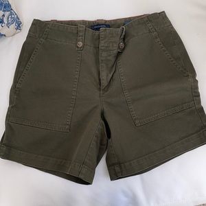 Tommy Hilfiger short size 0 green